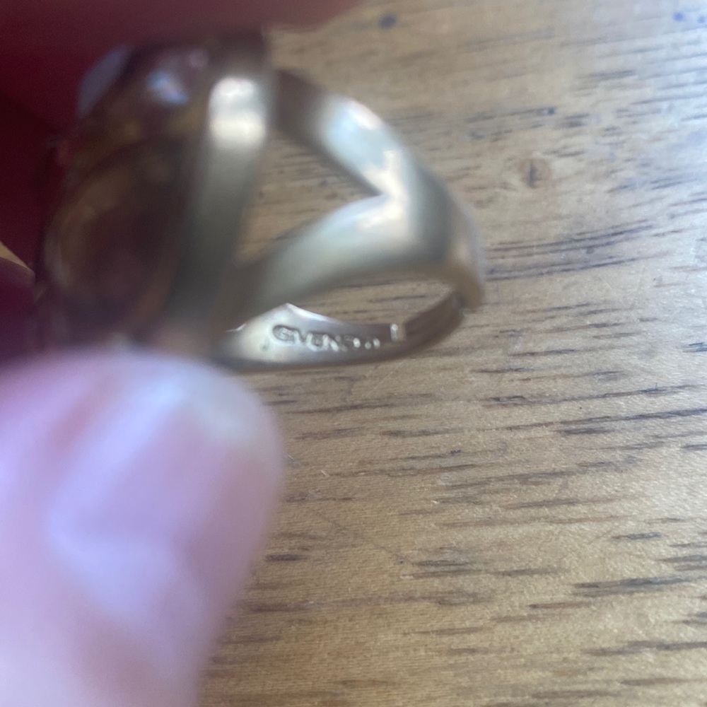 Givenchy ring - Picture 7 of 8